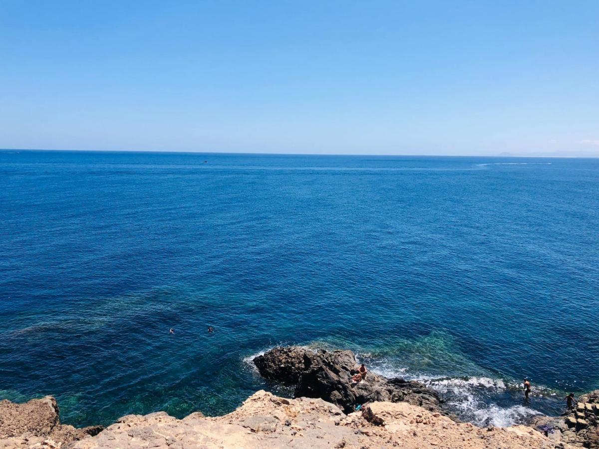 Grand Villa Famara Puerto Del Carmen Πουέρτο Ντελ Κάρμεν Εξωτερικό φωτογραφία